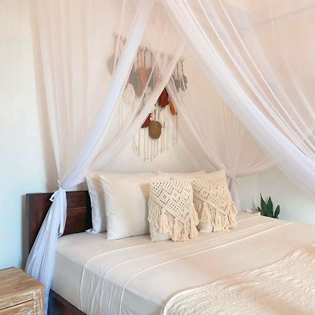 Kubu Mini Guest House Canggu  Exterior photo